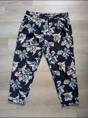 RW&CO. Navy Blue / White / Gold Floral Ankle / Cropped Summer Pants